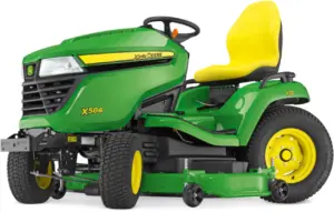 John Deere Rasentraktor X584 mit 122 cm Accel Deep Mähwerk – (Modell 2025)
