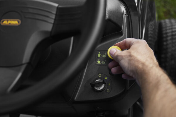 Alpina Rasentraktor AT3 98 A – Modell 2025 – Bild 7