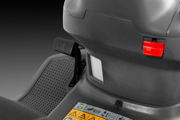 Husqvarna Rasentraktor TS 114 – Modell 2025 – Bild 9