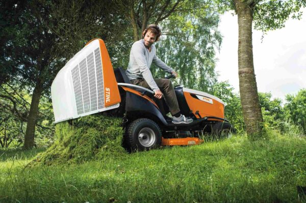 STIHL Aufsitzmäher RT 6112 ZL – Modell 2025 – Bild 2