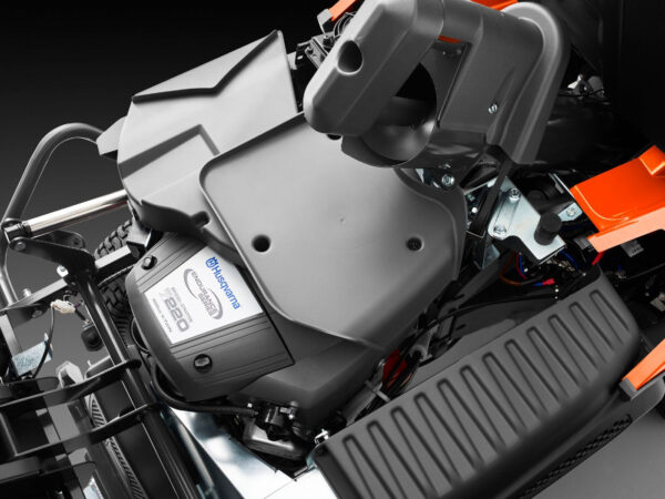 Husqvarna Profi Allrad-Frontmäher RC 320Ts AWD – Modell 2025 (Grundgerät ohne Mähdeck) – Bild 15