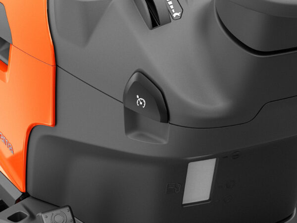 Husqvarna TC 220T – Modell 2025 – Bild 11