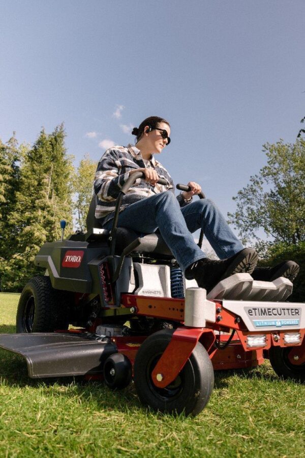 Toro Akku-Null-Wendekreis Mäher TimeCutter MyRIDE eMR 4275T – Modell 2025 – Bild 5